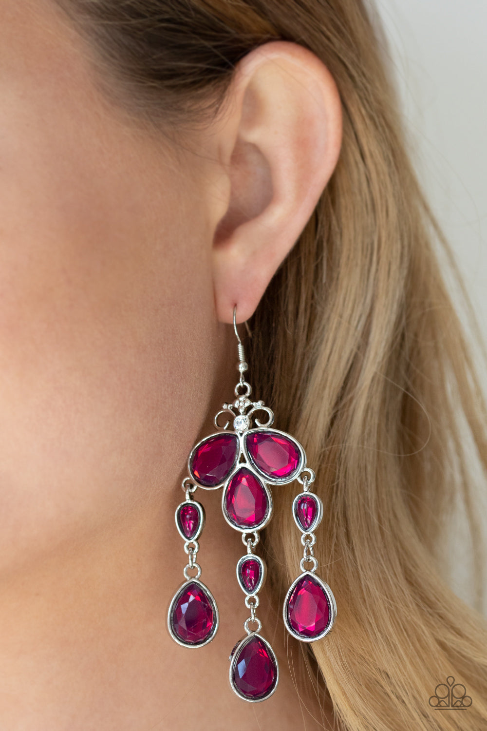 Clear the Heir Purple Earrings