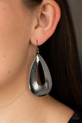 Hand it Oval Black Earrings